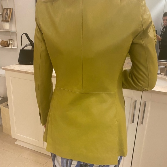 LAFAYETTE 148 Glazed Weightless Lambskin Royer Blazer In Green - Picture 6 of 9